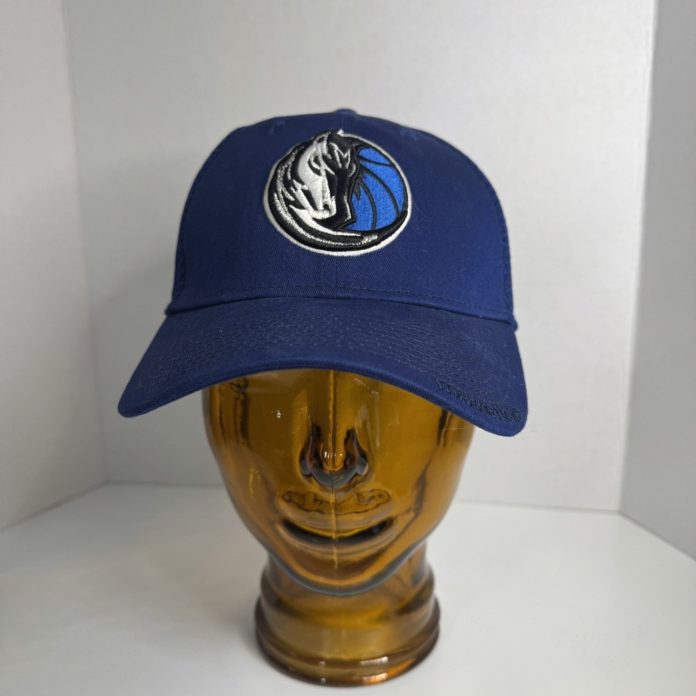 New Era Dallas Maverick 39Thirty Blue L/XL Baseball Cap Pre owned Excellent